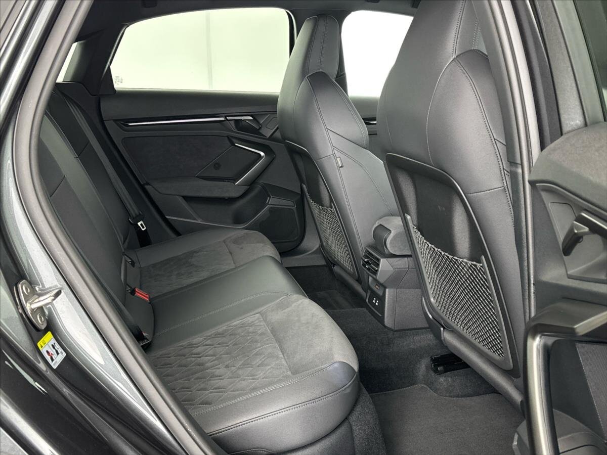 Audi RS 3 Sedan / Limuzína 2,5 l 294 kw