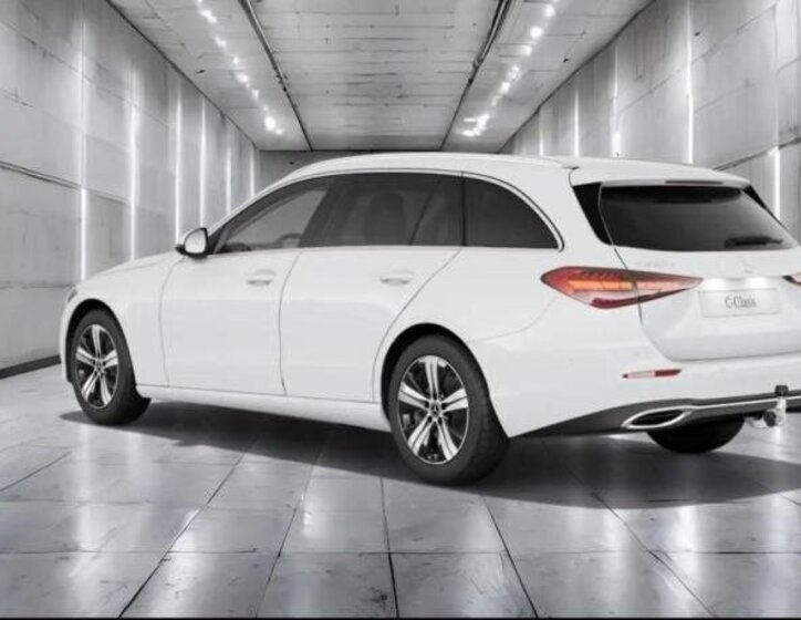 Mercedes-Benz Třídy C Kombi 2,0 l 145 kw