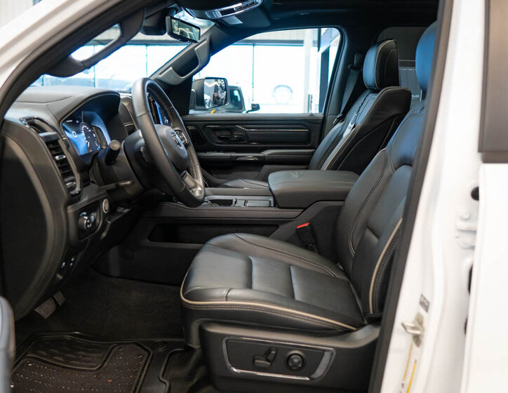 Dodge RAM Pick-up 5,7 l 291 kw