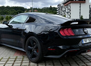 Ford Mustang 4