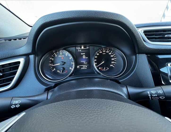 Nissan Qashqai SUV / Terénní 1,2 l 85 kw