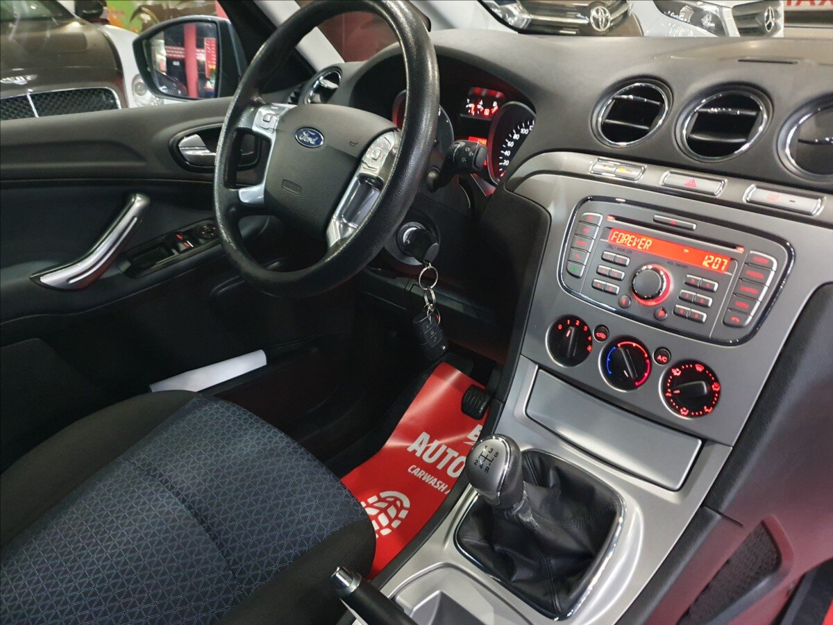 Ford Galaxy MPV 2,0 l 107 kw