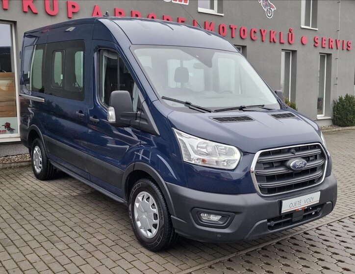 Ford Transit Kombi 2,0 l 96 kw