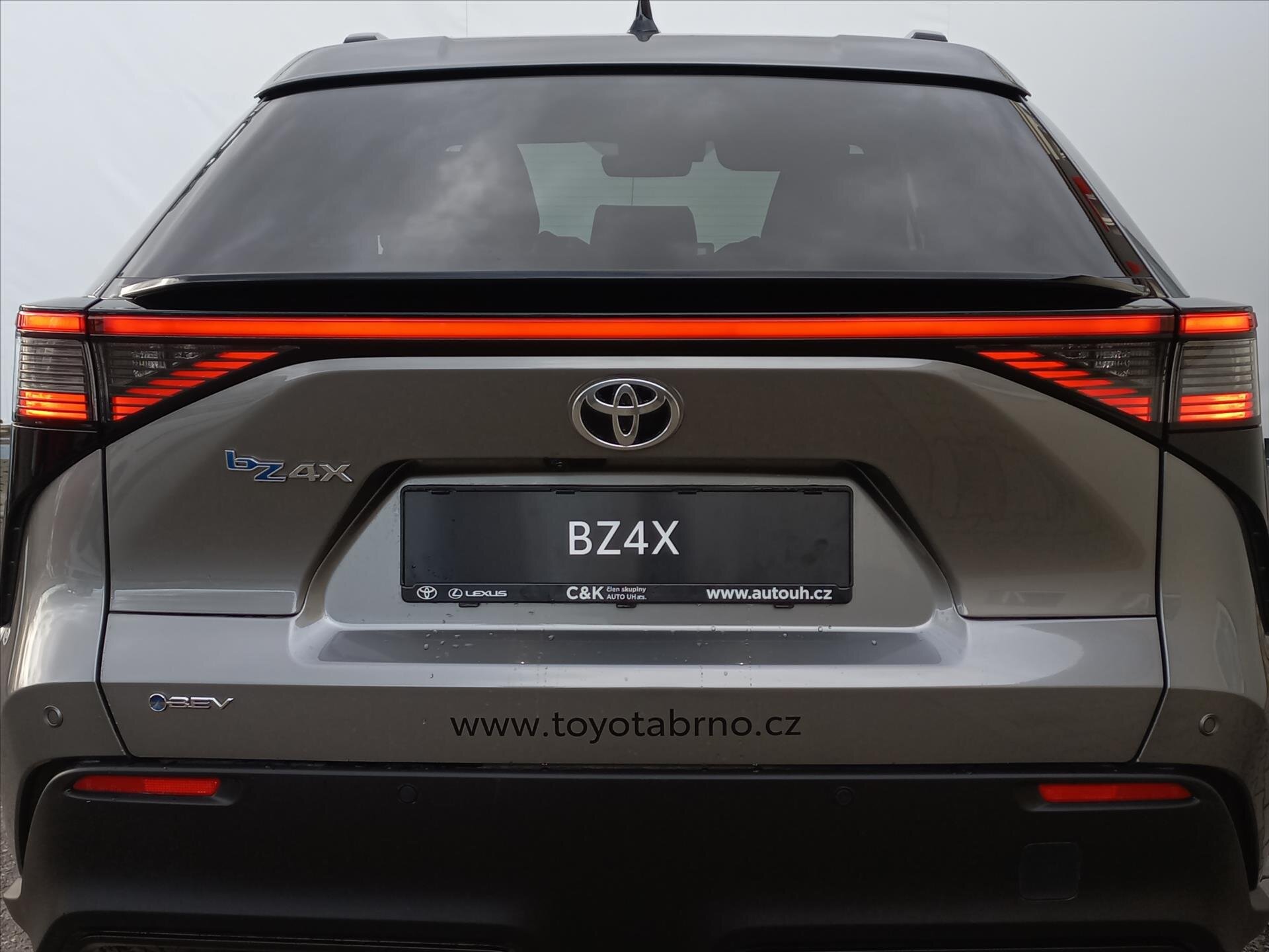Toyota bZ4X SUV / Terénní 0,0 167 kw