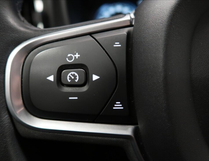 Volvo XC60 SUV 2,0 l 140 kw