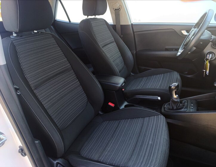 KIA Stonic Hatchback 1,4 l 73 kw