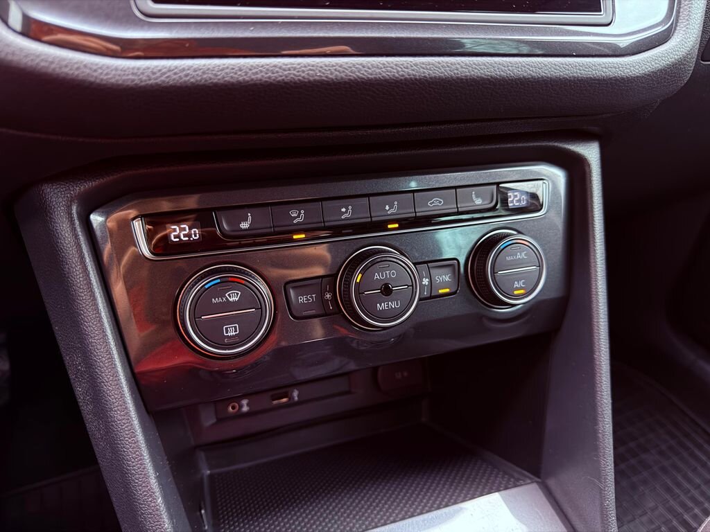 Volkswagen Tiguan SUV / Terénní 2,0 l 110 kw