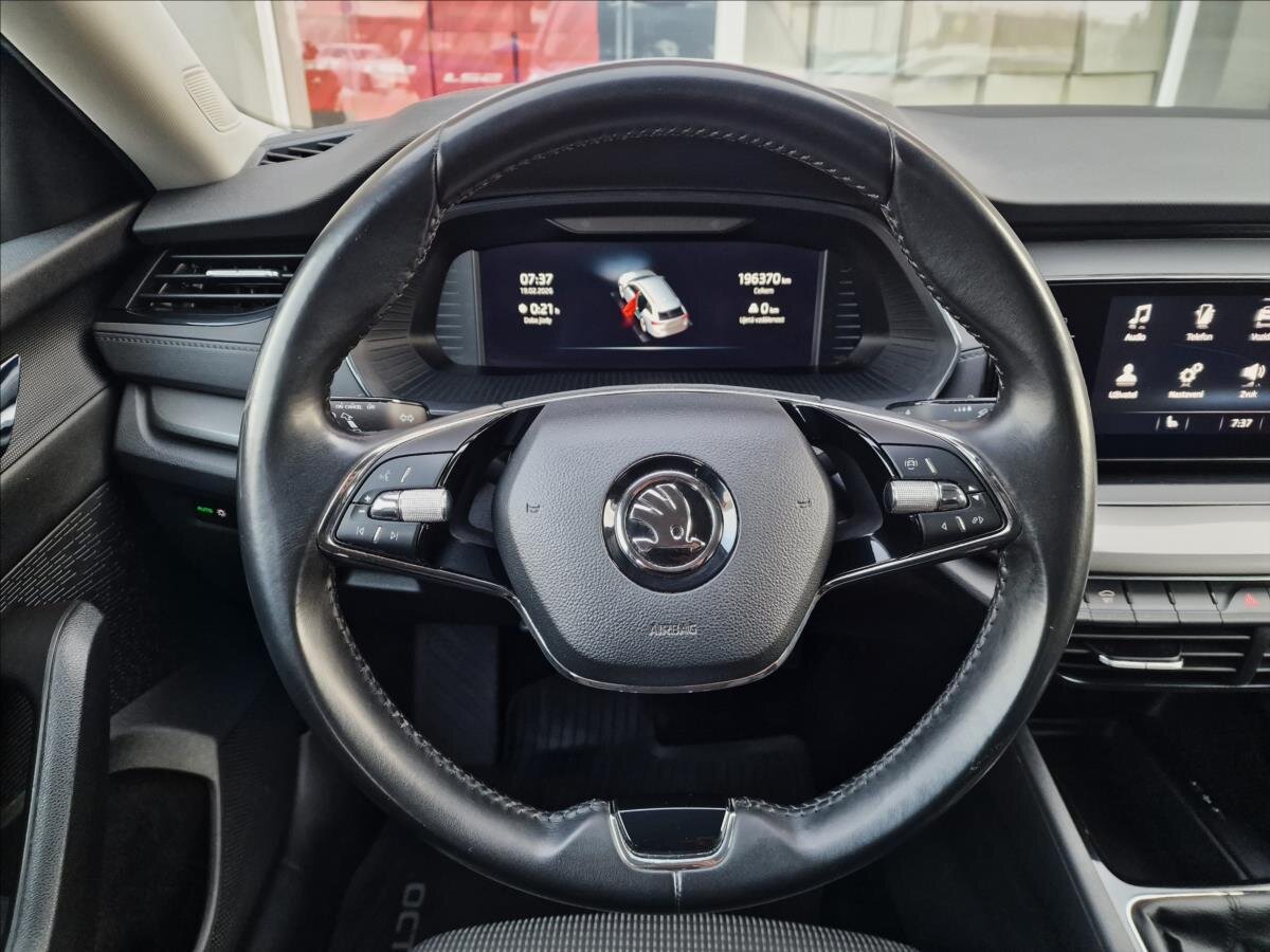 Škoda Octavia Kombi 2,0 l 85 kw