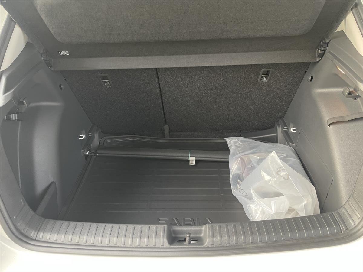 Škoda Fabia Sedan / Limuzína 999,0 59 kw