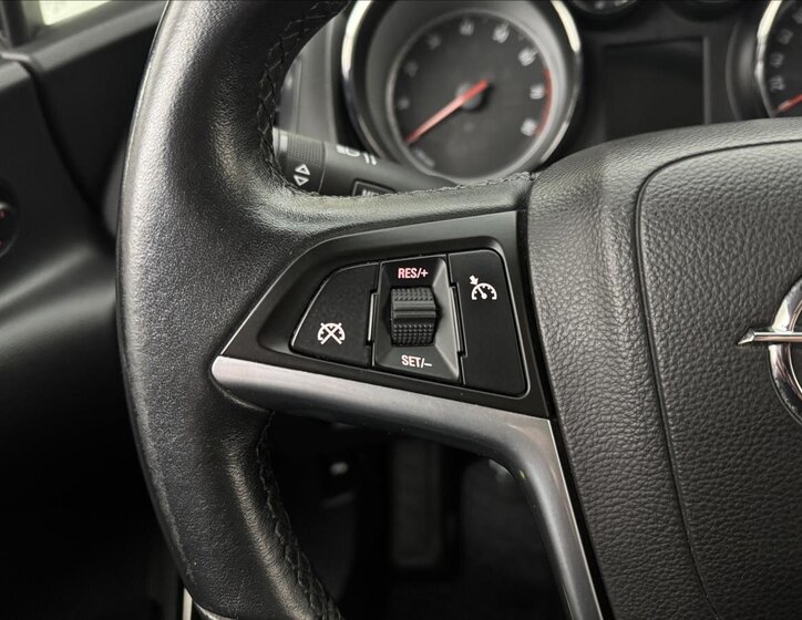 Opel Astra Hatchback 1,4 l 103 kw