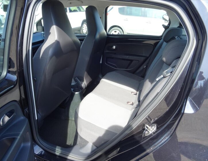 Volkswagen up! Hatchback 999,0 44 kw