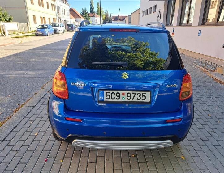 Suzuki SX4 7