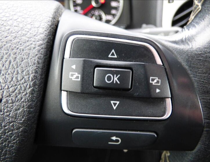 Volkswagen Tiguan 17