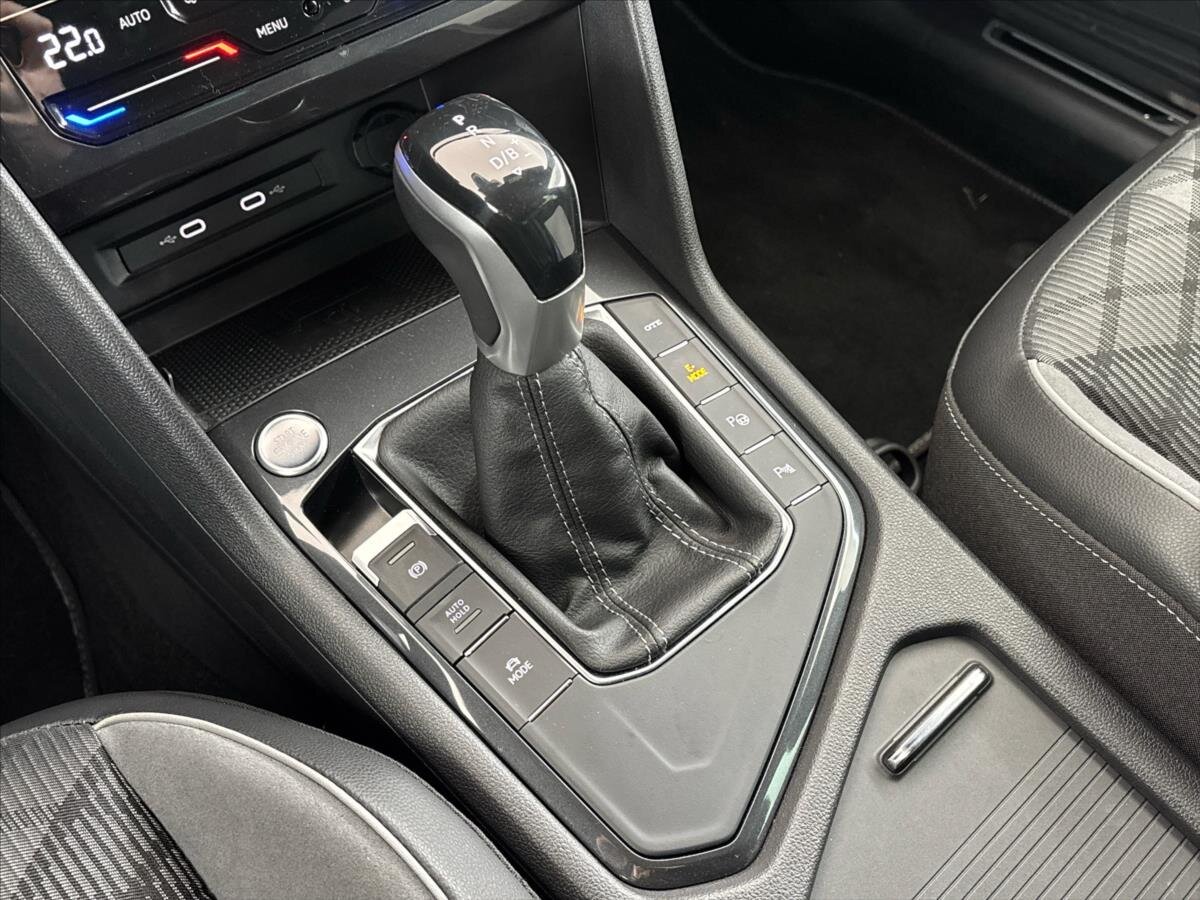Volkswagen Tiguan SUV / Terénní 1,4 l 110 kw