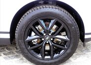 Land Rover Range Rover Velar SUV / Terénní 2,0 l 150 kw