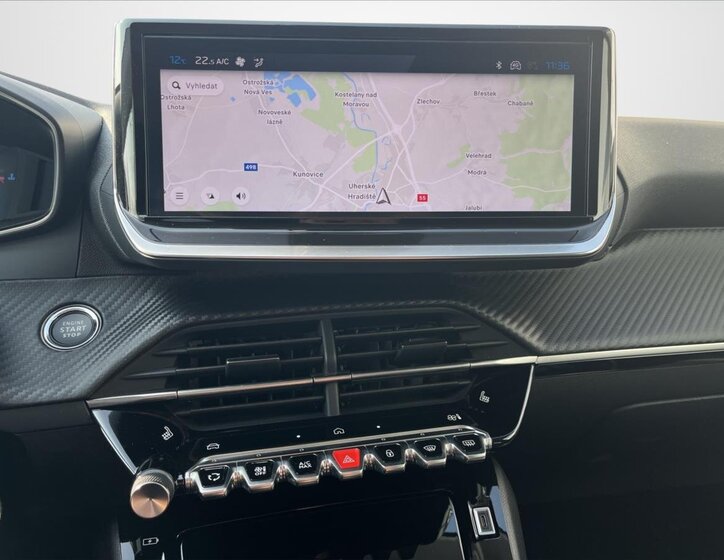 Peugeot 208 Hatchback 1,2 l 74 kw