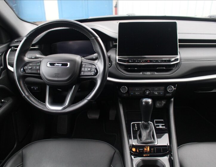 Jeep Compass SUV 1,3 l 110 kw