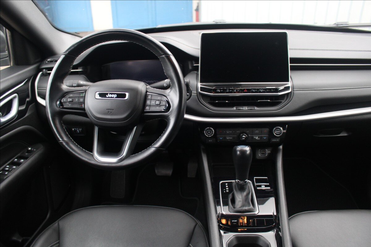 Jeep Compass SUV 1,3 l 110 kw