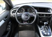 Audi A4 13