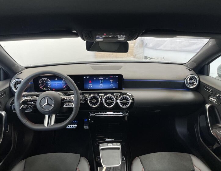 Mercedes-Benz Třídy A 13