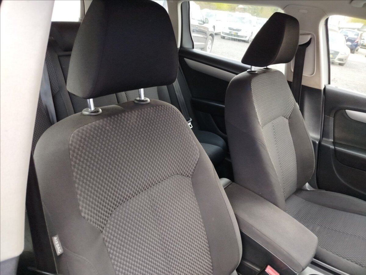 Volkswagen Passat Kombi 2,0 l 103 kw