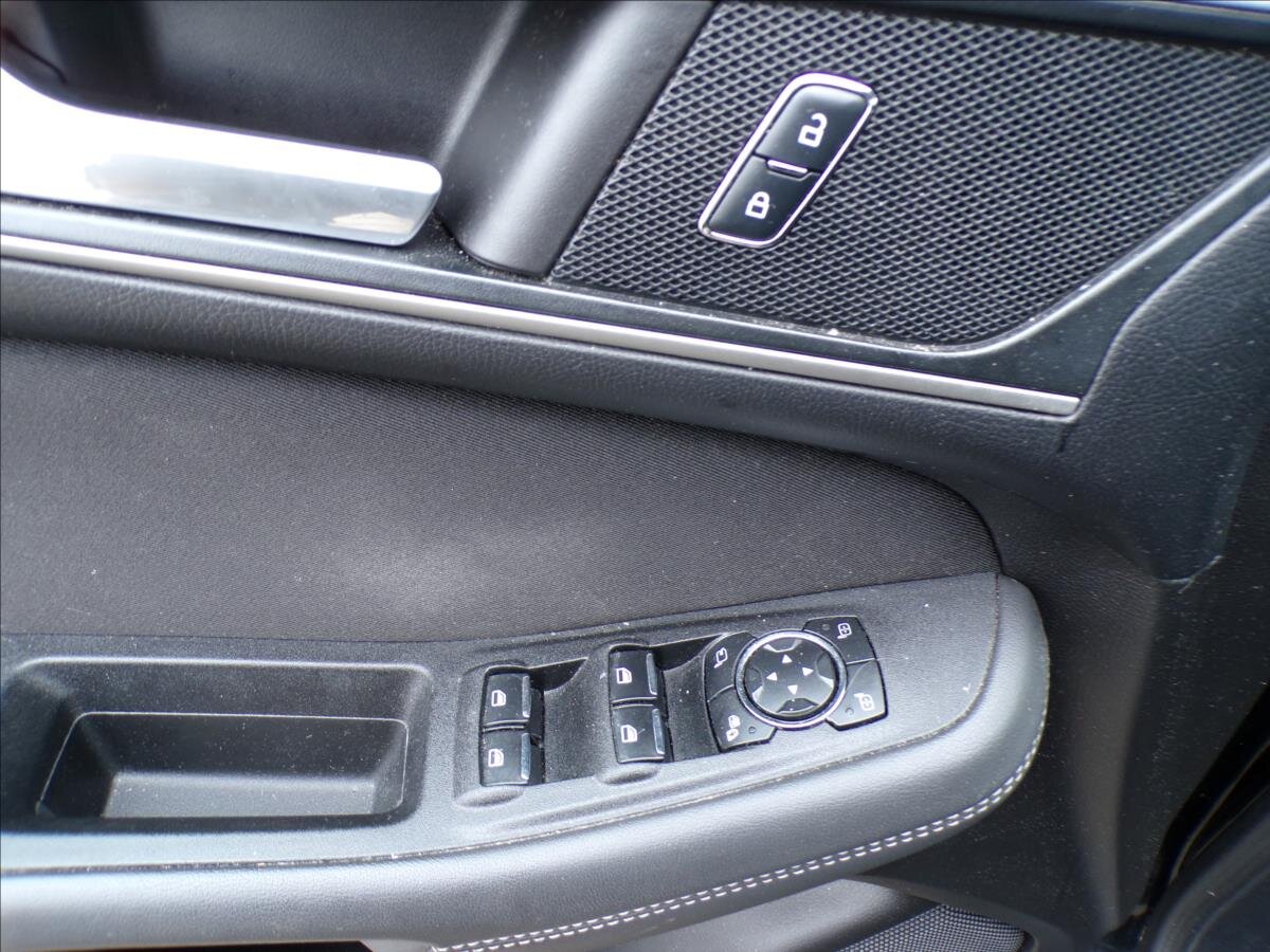 Ford Galaxy Kombi 2,0 l 110 kw