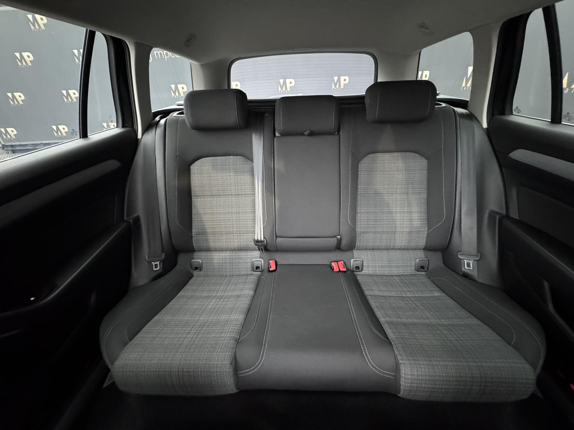 Volkswagen Passat Kombi 2,0 l 140 kw