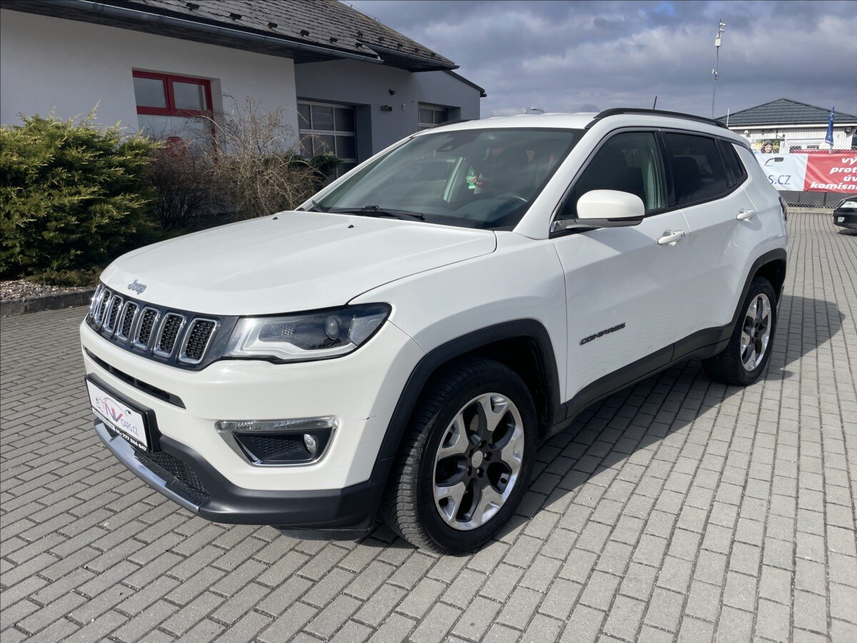 Jeep Compass SUV / Terénní 2,0 l 103 kw