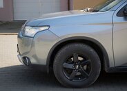Mitsubishi Outlander SUV / Terénní 2,3 l 110 kw