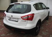 Suzuki S-Cross Hatchback 998,0 82 kw