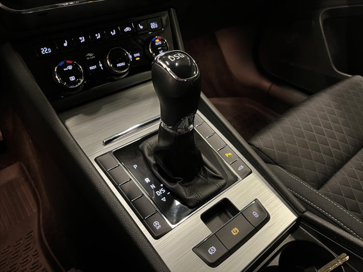 Škoda Superb Kombi 1,5 l 110 kw