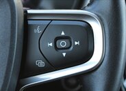 Volvo XC40 SUV / Terénní 2,0 l 140 kw