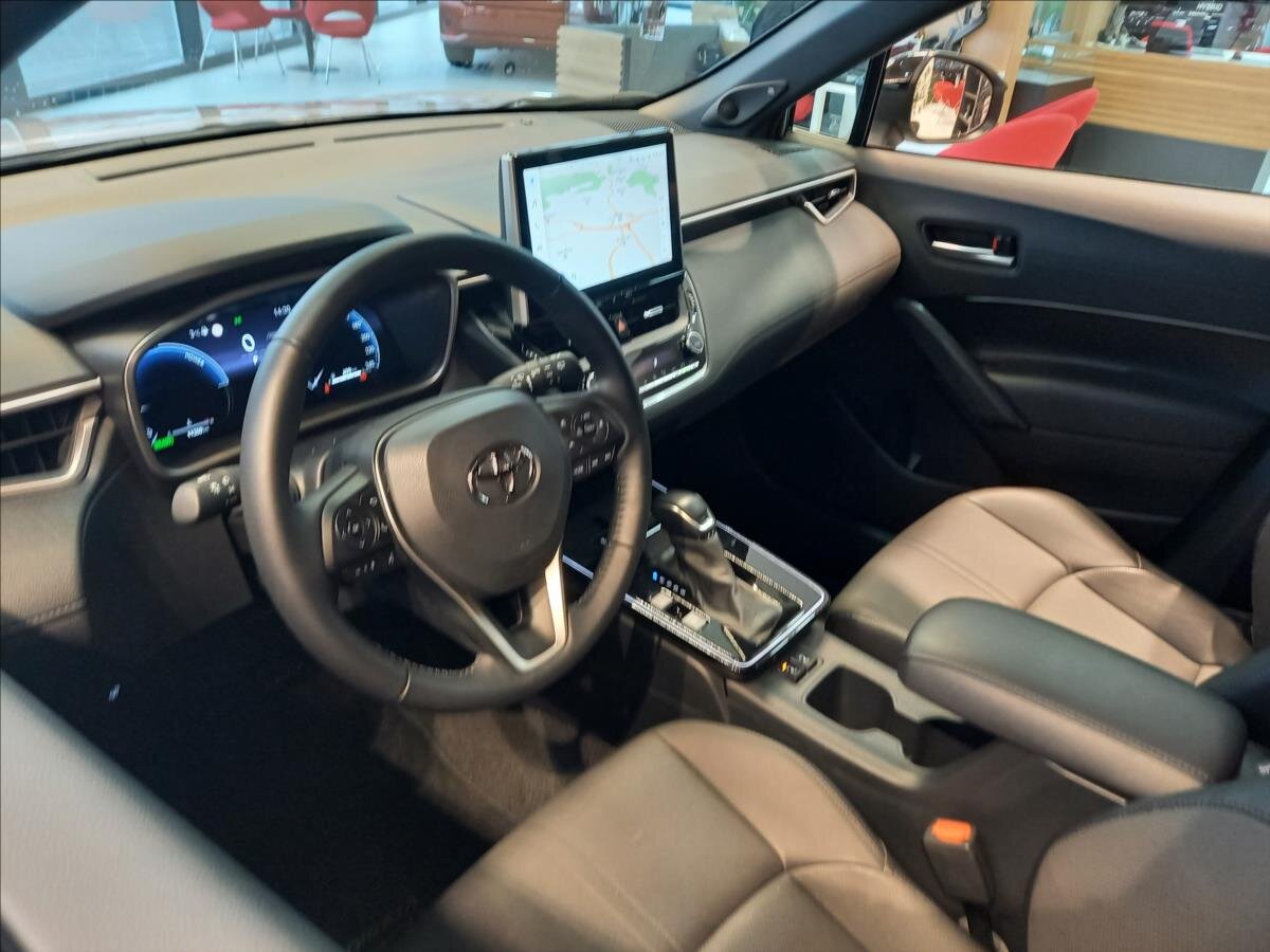 Toyota Corolla Cross SUV 2,0 l 131 kw