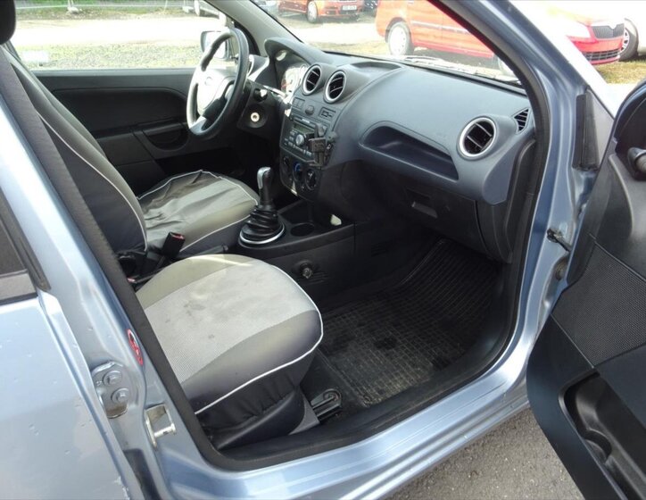 Ford Fiesta Hatchback 1,3 l 51 kw