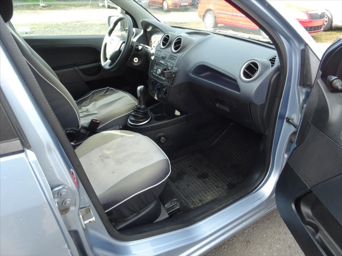 Ford Fiesta Hatchback 1,3 l 51 kw