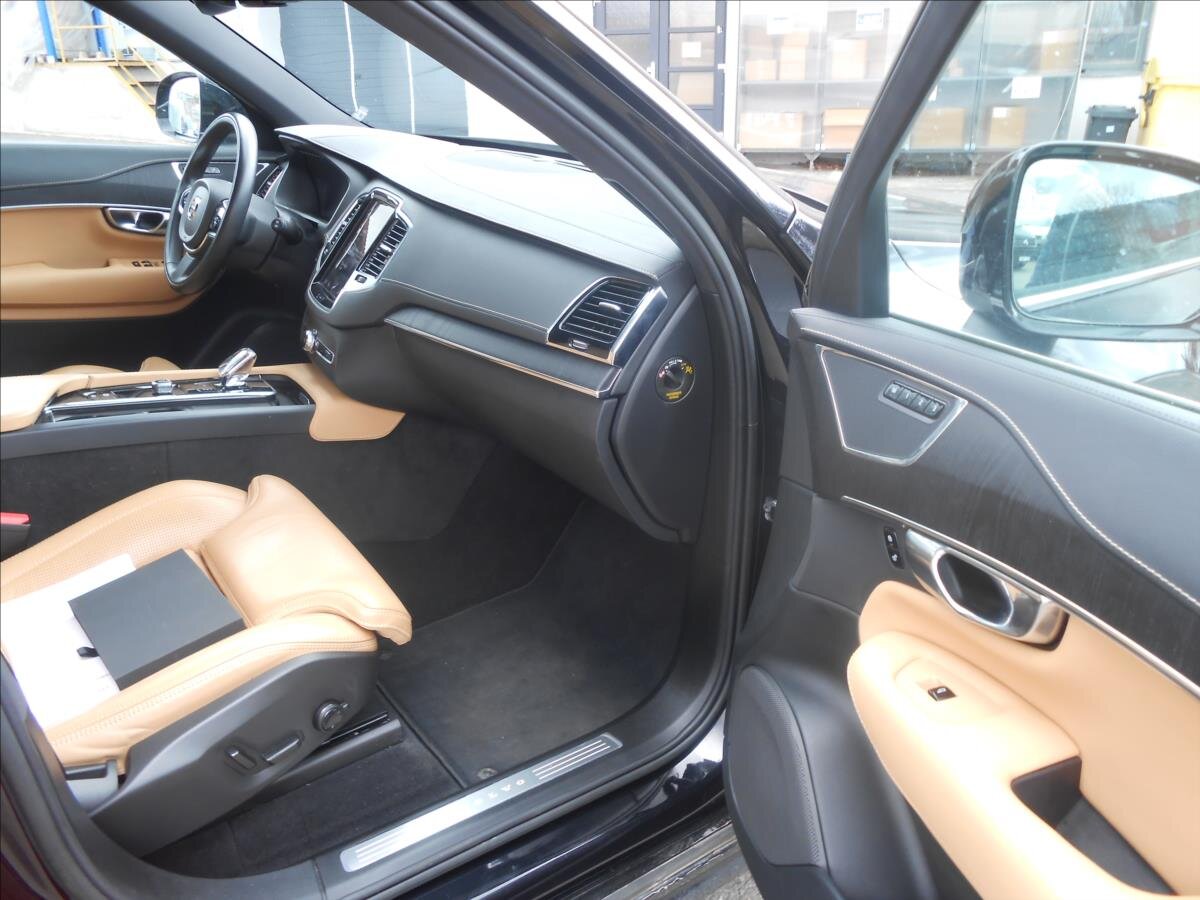 Volvo XC90 Ostatní 2,0 l 173 kw