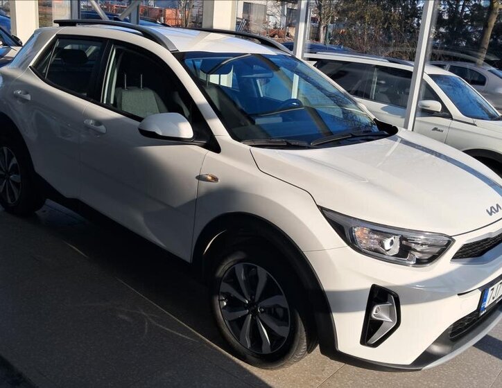 KIA Stonic Kombi 1,2 l 57 kw