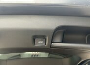 Dongfeng Ostatní MPV 1,5 l 255 kw