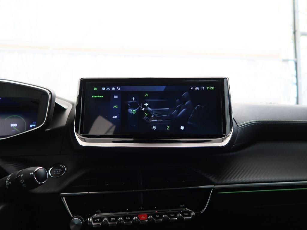 Peugeot 2008 SUV / Terénní 1,2 l 96 kw