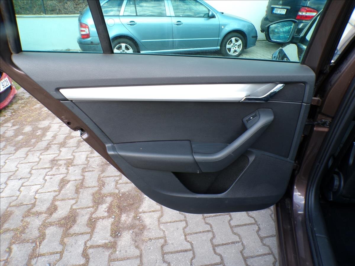 Škoda Octavia Kombi 2,0 l 110 kw