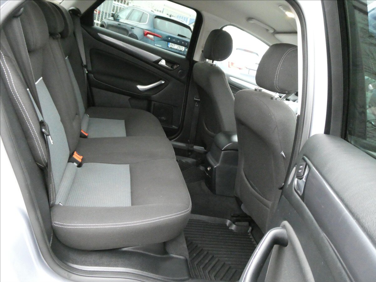 Ford Mondeo Kombi 1,6 l 85 kw