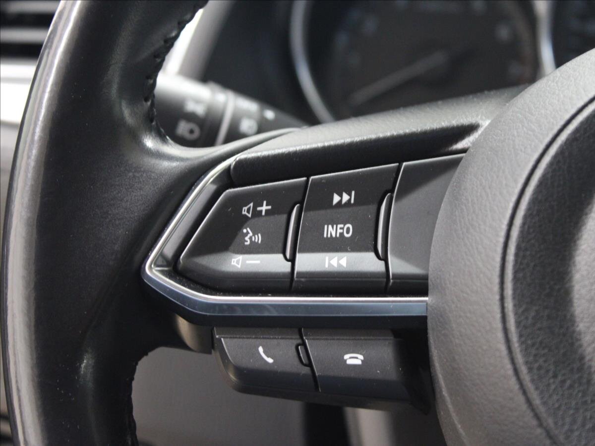 Mazda 6 Sedan 2,0 l 121 kw