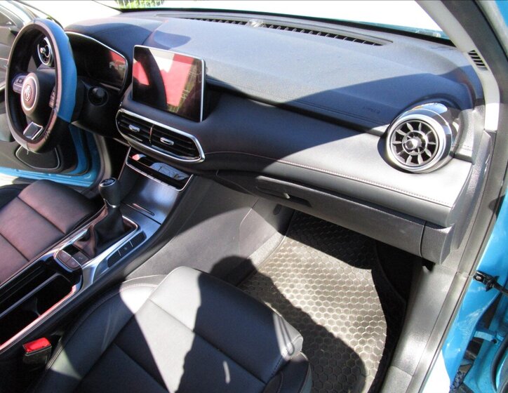 MG HS Hatchback 1,5 l 119 kw