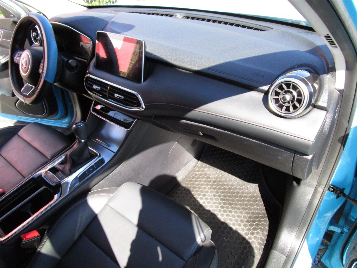 MG HS Hatchback 1,5 l 119 kw