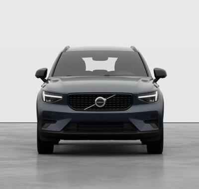 Volvo XC40 4
