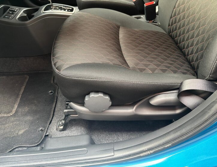 Mitsubishi Space Star Hatchback 1,2 l 52 kw