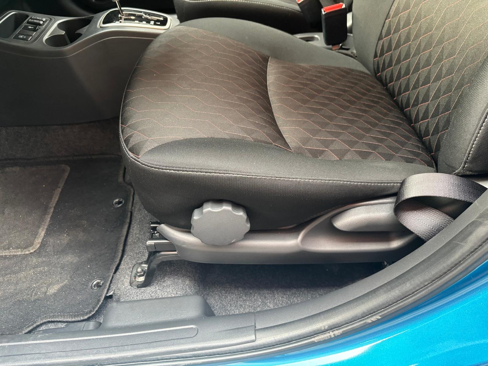 Mitsubishi Space Star Hatchback 1,2 l 52 kw