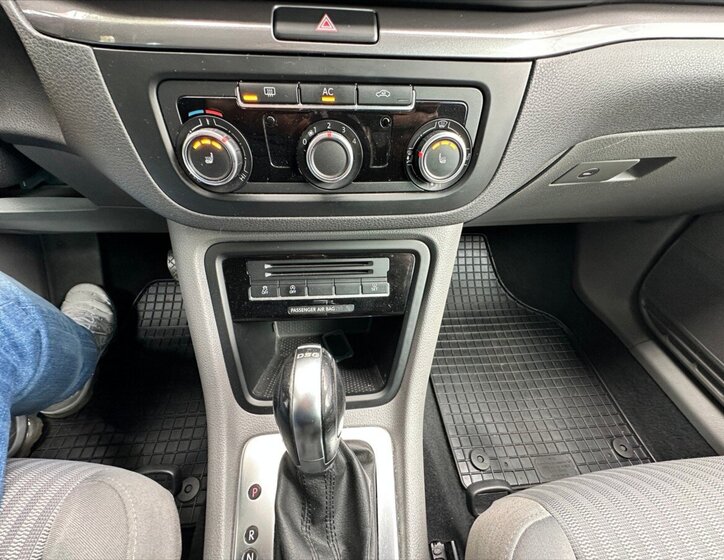 Seat Alhambra Kombi 1,4 l 110 kw