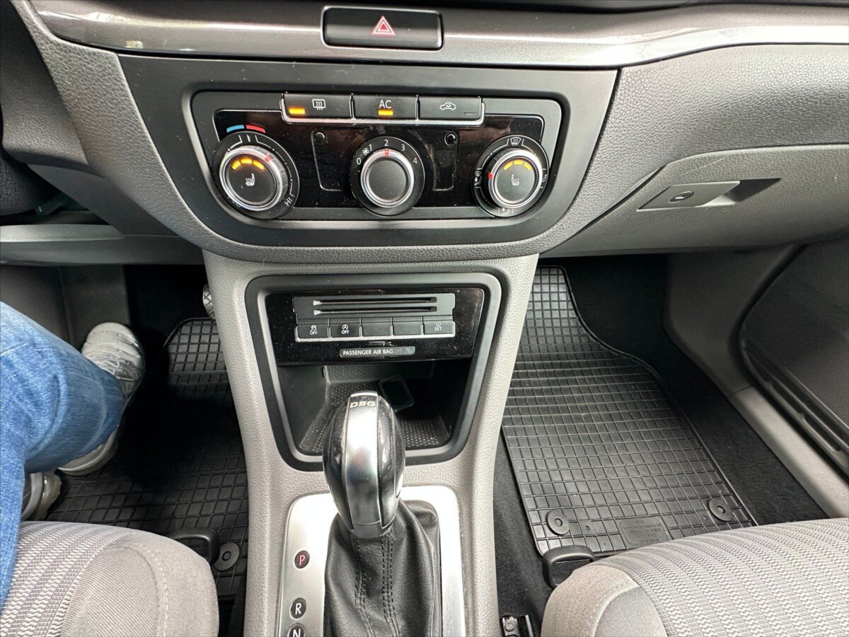 Seat Alhambra Kombi 1,4 l 110 kw