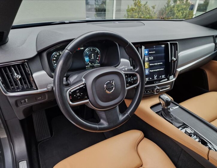 Volvo V90 Kombi 2,0 l 173 kw